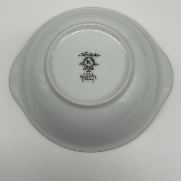 Noritake Soroya 6853 6” Cereal Bowl Light Green Daisy Platinum Banded - Picture 5 of 9